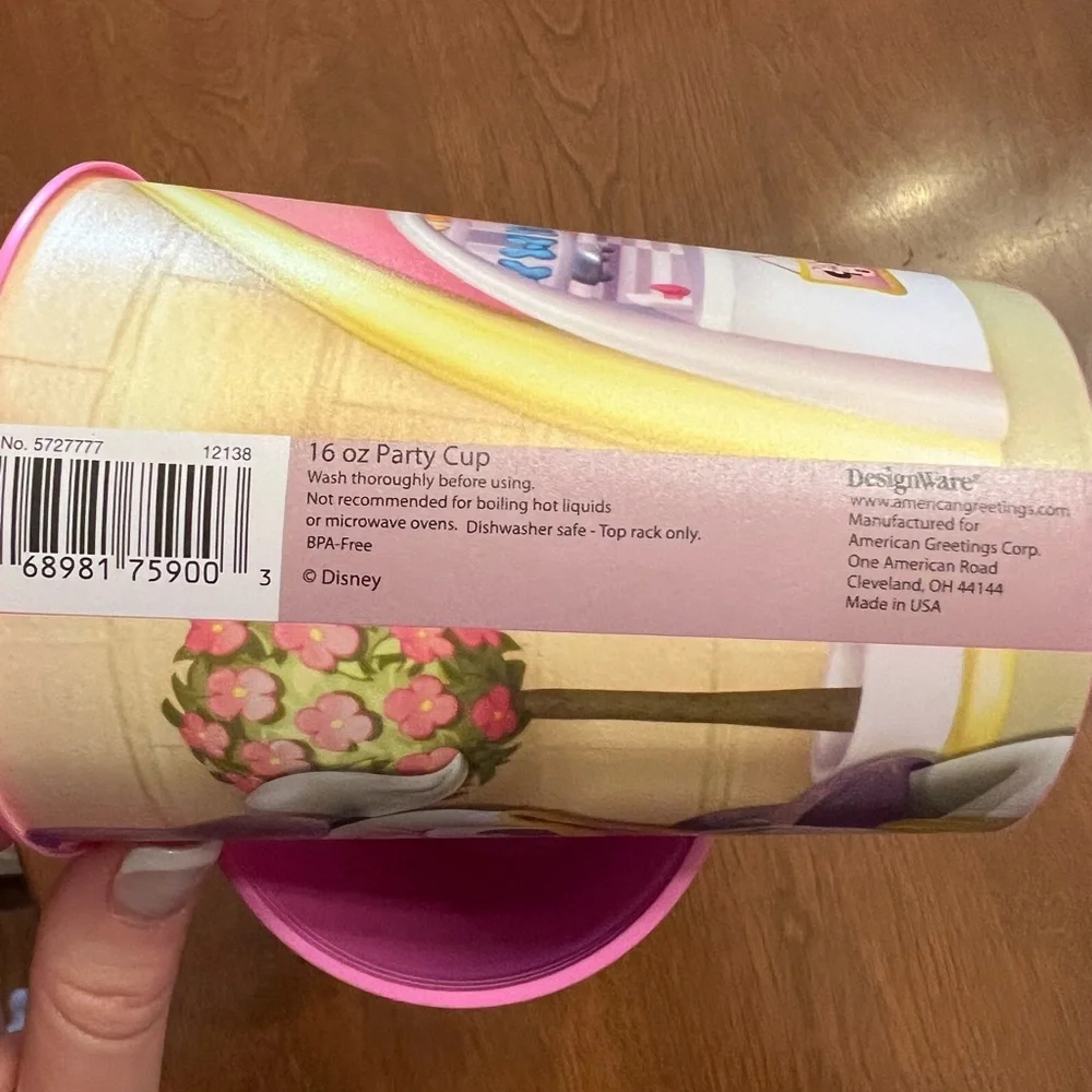 New Disney Minnie Mouse and Dafney 16oz Pink Party Cups 11 total plastic - Picture 6 of 6